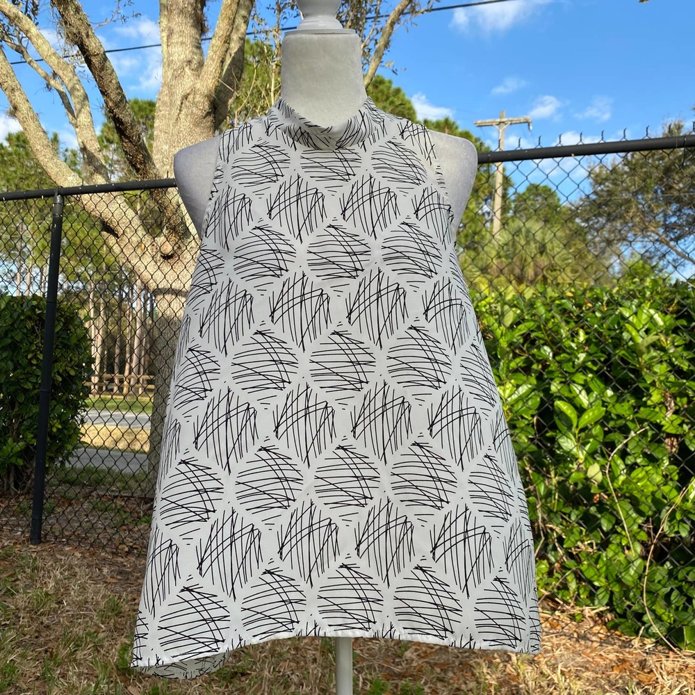Revolve ASTR The Label abstract halter tank black white Medium sleeveless